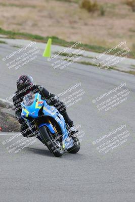 media/Mar-05-2023-TrackXperience (Sun) [[a95d40e56a]]/Group 3/session 2 turn 4/